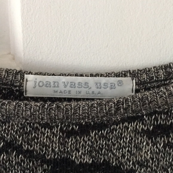 Vintage Sweater - Picture 2 of 4